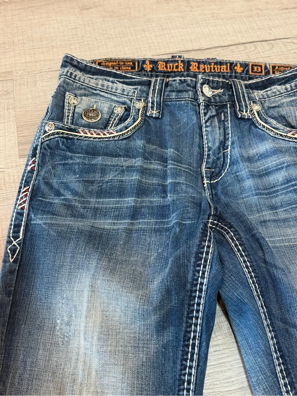 Rock Revival Men’s Straight Cut Jeans Distressed Embroidered Blue Denim W33/L32